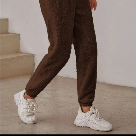 SHEIN Teddy Cropped Hoodie and Fleece Pants Combo - Picture 7 of 10